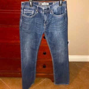 Buckle BKE 32 x 32 boot cut